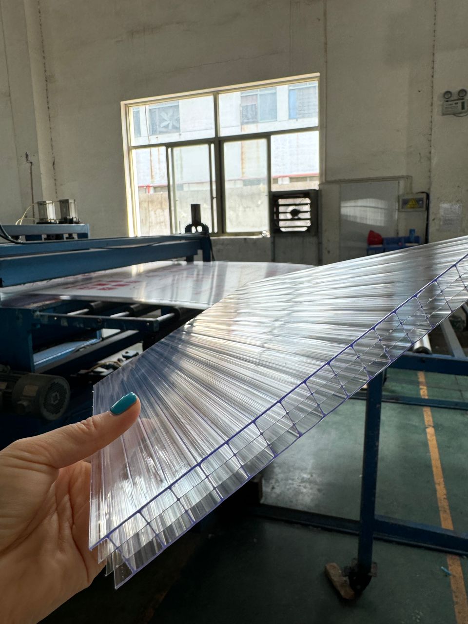 4-Wall Heavy Duty Polycarbonate Sheets
